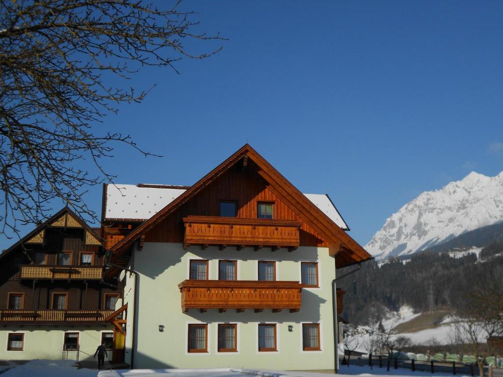 Pension Thorerhof Haus im Ennstal Dış mekan fotoğraf