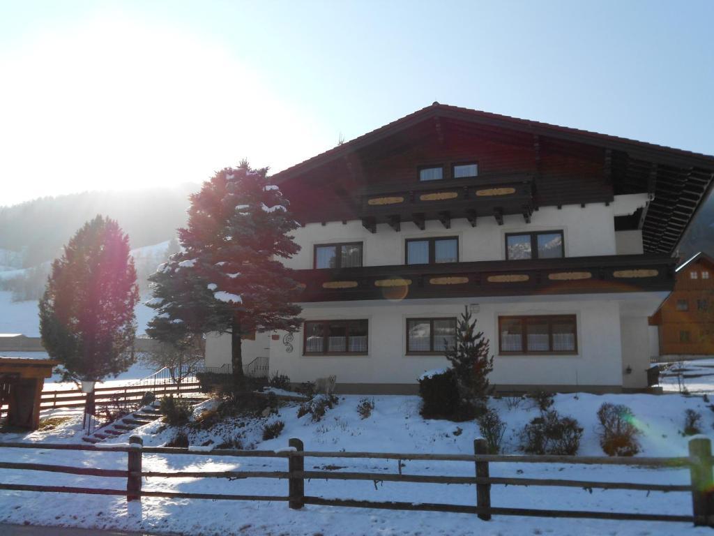 Pension Thorerhof Haus im Ennstal Dış mekan fotoğraf